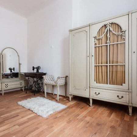 Prague Days - Stylish New Town Apartments Εξωτερικό φωτογραφία